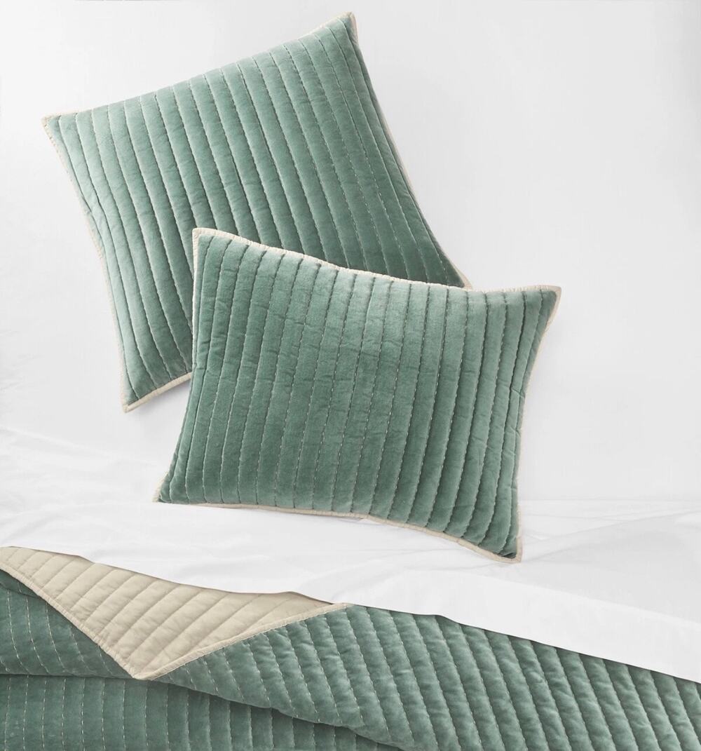 New Oake cotton green  velvet standard sham